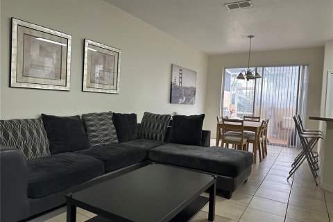 Townhouse in Kissimmee, Florida 4 bedrooms, 152.55 sq.m. № 1913539 - photo 4