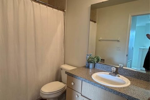 Townhouse in Kissimmee, Florida 4 bedrooms, 152.55 sq.m. № 1913539 - photo 25
