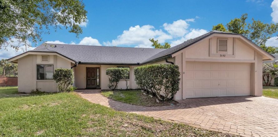 Villa ou maison à Oviedo, Floride 3 chambres, 139.35 m2 № 2104669