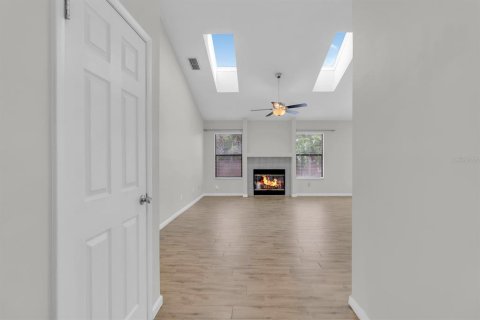 Villa ou maison à vendre à Oviedo, Floride: 3 chambres, 139.35 m2 № 2104669 - photo 5