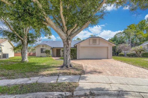 Villa ou maison à vendre à Oviedo, Floride: 3 chambres, 139.35 m2 № 2104669 - photo 2