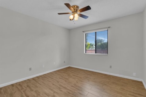 Villa ou maison à vendre à Oviedo, Floride: 3 chambres, 139.35 m2 № 2104669 - photo 24