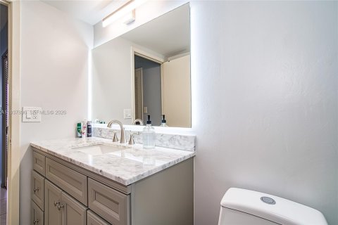 Снять в аренду кондоминиум в Халландейл-Бич, Флорида 1 спальня, 88.26м2, № 1995638 - фото 28