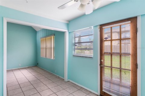 Condo in Altamonte Springs, Florida, 2 bedrooms  № 1885047 - photo 20