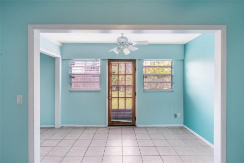 Condo in Altamonte Springs, Florida, 2 bedrooms  № 1885047 - photo 19