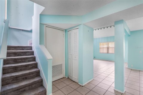 Condo in Altamonte Springs, Florida, 2 bedrooms  № 1885047 - photo 12