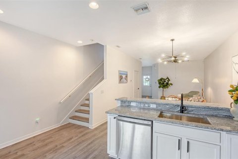 Adosado en venta en North Port, Florida, 2 dormitorios, 117.8 m2 № 2142692 - foto 16