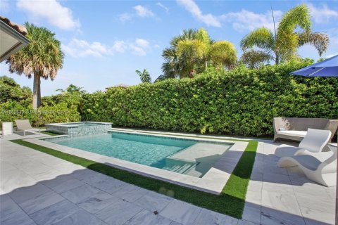 House in Parkland, Florida 4 bedrooms, 253.62 sq.m. № 1893030 - photo 20