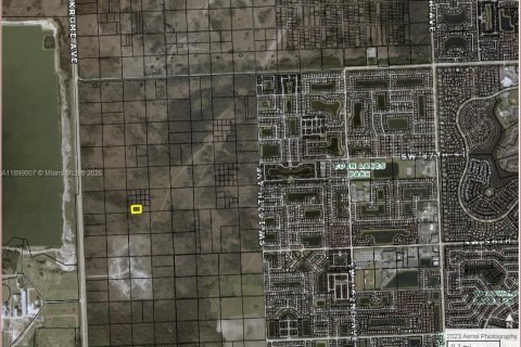 Commercial property in Miami, Florida № 1951935 - photo 3