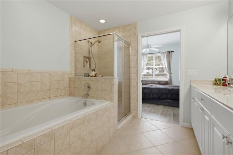 Condo in Fort Myers, Florida, 2 bedrooms  № 2208210 - photo 16