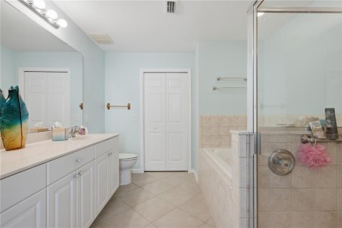 Condo in Fort Myers, Florida, 2 bedrooms  № 2208210 - photo 15