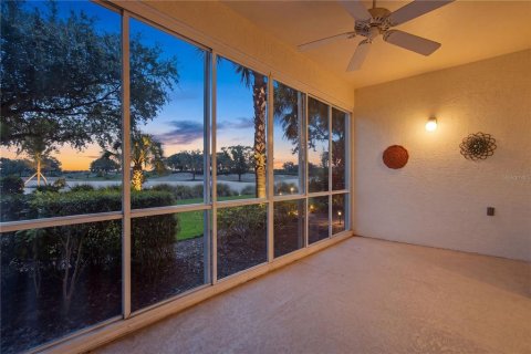 Condo in Fort Myers, Florida, 2 bedrooms  № 2208210 - photo 5