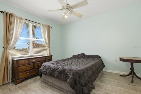 Condo in Fort Myers, Florida, 2 bedrooms  № 2208210 - photo 13