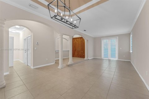 Снять в аренду виллу или дом в Майами, Флорида 4 спальни, 267.37м2, № 2031655 - фото 8