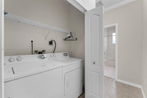 Снять в аренду виллу или дом в Майами, Флорида 4 спальни, 267.37м2, № 2031655 - фото 23