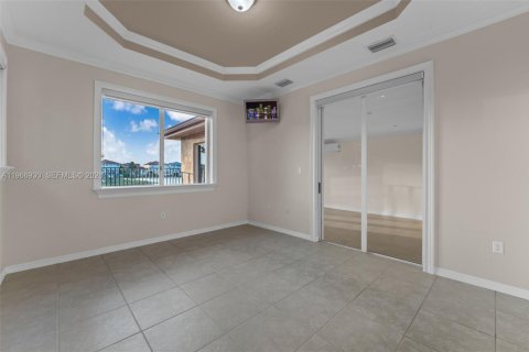 Снять в аренду виллу или дом в Майами, Флорида 4 спальни, 267.37м2, № 2031655 - фото 25