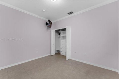 Снять в аренду виллу или дом в Майами, Флорида 4 спальни, 267.37м2, № 2031655 - фото 22