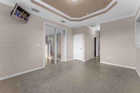 Снять в аренду виллу или дом в Майами, Флорида 4 спальни, 267.37м2, № 2031655 - фото 30