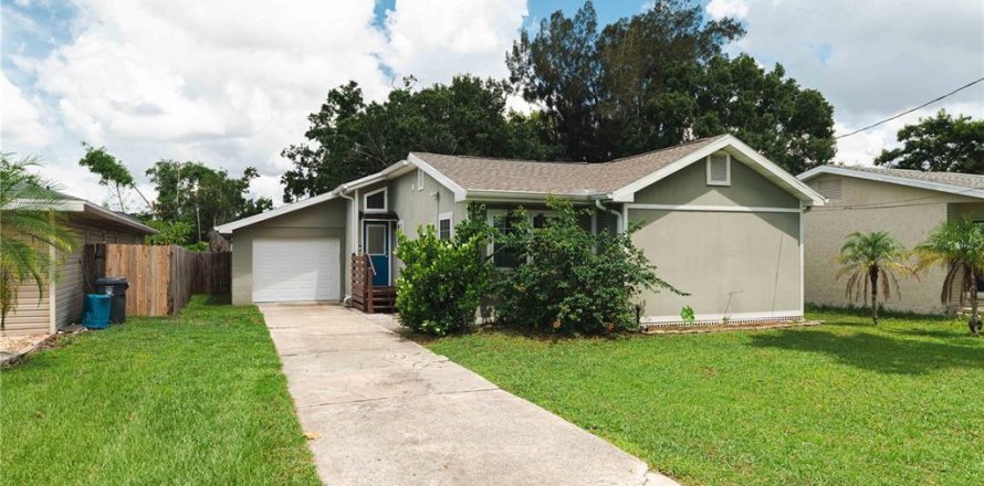 House in Oldsmar, Florida 3 bedrooms, 96.25 sq.m. № 1880755