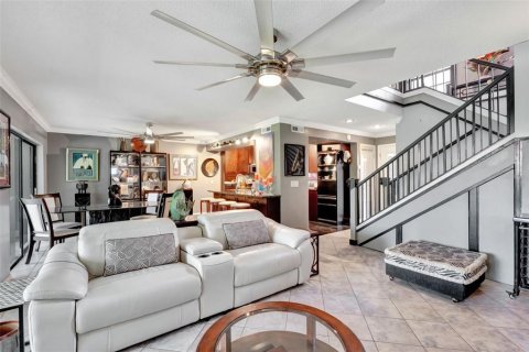 Touwnhouse à vendre à Orlando, Floride: 3 chambres, 174.38 m2 № 1881016 - photo 11