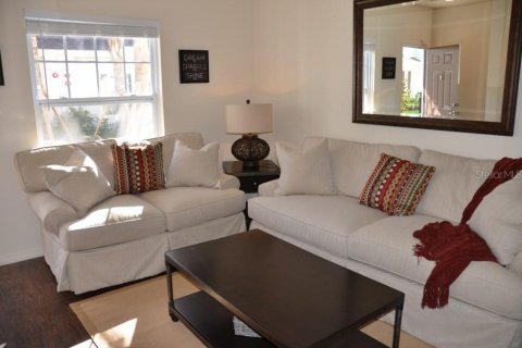 Townhouse in Kissimmee, Florida 3 bedrooms, 120.77 sq.m. № 1651394 - photo 2