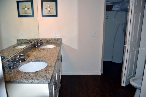 Townhouse in Kissimmee, Florida 3 bedrooms, 120.77 sq.m. № 1651394 - photo 4