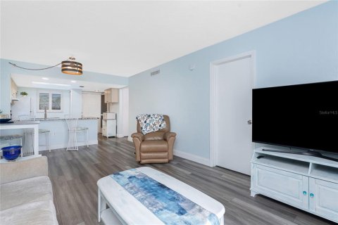 Condo in Punta Gorda, Florida, 2 bedrooms  № 1675387 - photo 14