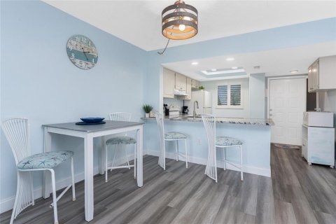 Condo in Punta Gorda, Florida, 2 bedrooms  № 1675387 - photo 12