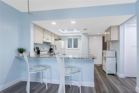 Condo in Punta Gorda, Florida, 2 bedrooms  № 1675387 - photo 11