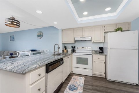 Condo in Punta Gorda, Florida, 2 bedrooms  № 1675387 - photo 4