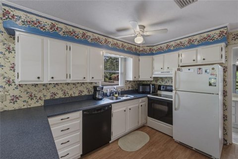 Villa ou maison à vendre à Dade City, Floride: 2 chambres, 59.46 m2 № 2218225 - photo 16