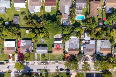 Villa ou maison à louer à North Miami, Floride: 3 chambres, 92.9 m2 № 1993294 - photo 25