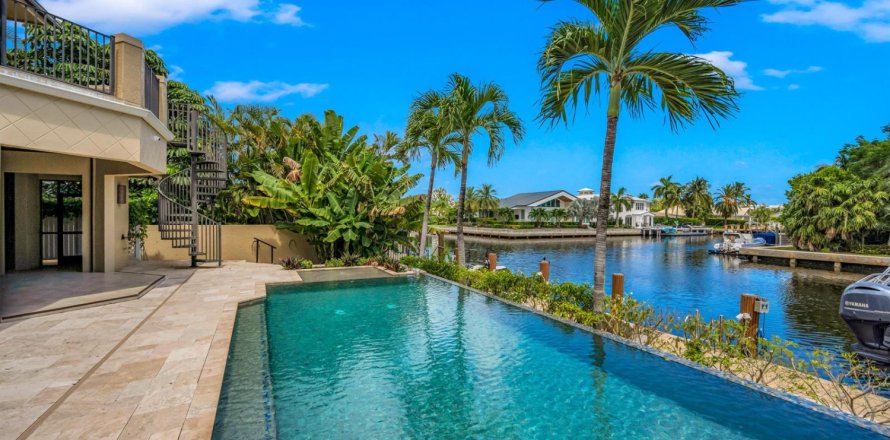 Casa en Fort Lauderdale, Florida 4 dormitorios, 335.19 m2 № 2398221
