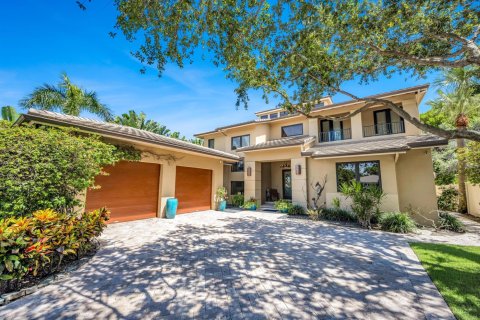 Casa en venta en Fort Lauderdale, Florida, 4 dormitorios, 335.19 m2 № 2398221 - foto 2