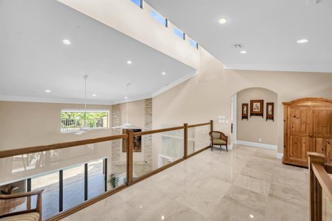 Casa en venta en Fort Lauderdale, Florida, 4 dormitorios, 335.19 m2 № 2398221 - foto 25