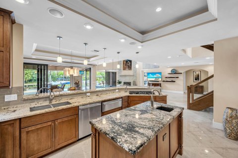 Casa en venta en Fort Lauderdale, Florida, 4 dormitorios, 335.19 m2 № 2398221 - foto 7