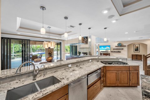 Casa en venta en Fort Lauderdale, Florida, 4 dormitorios, 335.19 m2 № 2398221 - foto 8