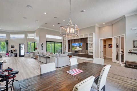 House in Boca Raton, Florida 3 bedrooms, 273.32 sq.m. № 1828267 - photo 16