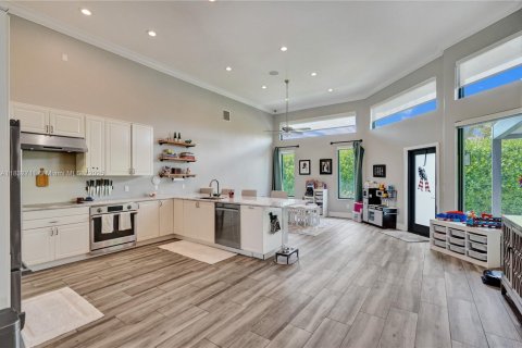 House in Boca Raton, Florida 3 bedrooms, 273.32 sq.m. № 1828267 - photo 20