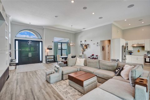 House in Boca Raton, Florida 3 bedrooms, 273.32 sq.m. № 1828267 - photo 5