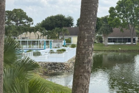 Condominio en alquiler en Delray Beach, Florida, 2 dormitorios, 95.32 m2 № 1208848 - foto 1