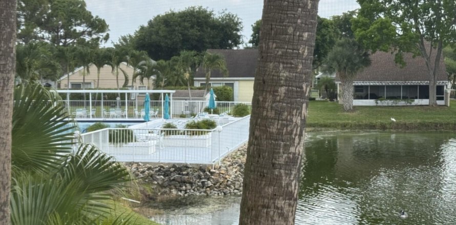 Condo à Delray Beach, Floride, 2 chambres № 1208848