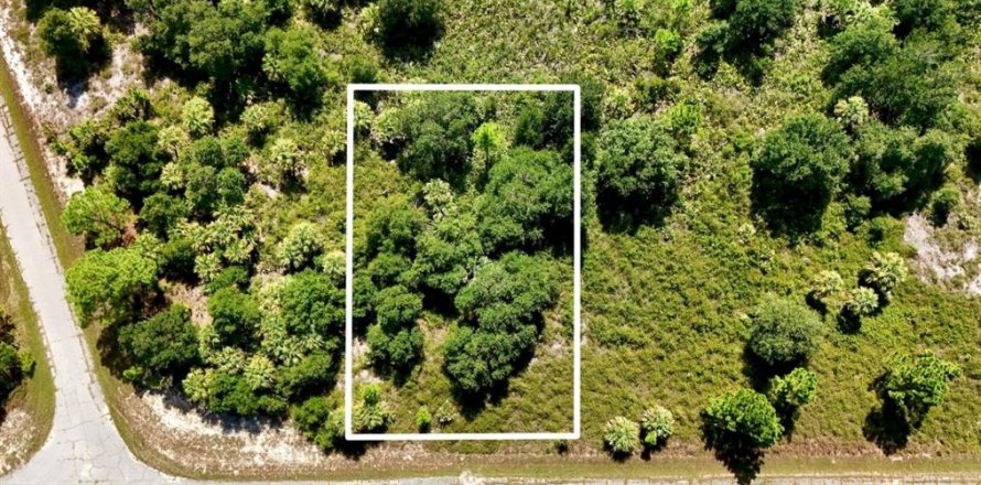 Land in North Port, Florida № 2396168
