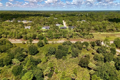Land in North Port, Florida № 2396168 - photo 10