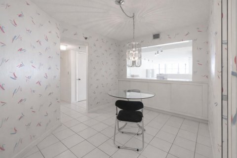 Condominio en venta en Hillsboro Beach, Florida, 2 dormitorios, 195.09 m2 № 2147026 - foto 10
