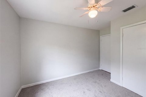 House in Ocala, Florida 2 bedrooms, 106.19 sq.m. № 2167570 - photo 12