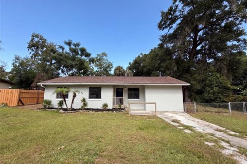 House in Ocala, Florida 2 bedrooms, 106.19 sq.m. № 2167570 - photo 19