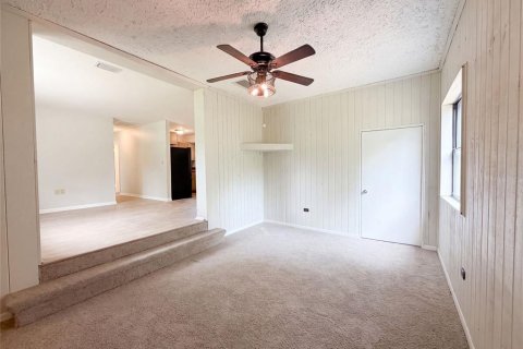 House in Ocala, Florida 2 bedrooms, 106.19 sq.m. № 2167570 - photo 9
