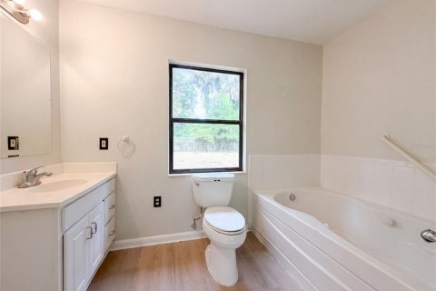 House in Ocala, Florida 2 bedrooms, 106.19 sq.m. № 2167570 - photo 17