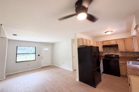 House in Ocala, Florida 2 bedrooms, 106.19 sq.m. № 2167570 - photo 11
